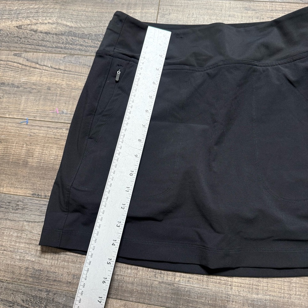 Athleta Tee Tim High Rise 15" Black Skort Women's Size. Medium - Picture 4 of 12